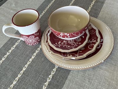 Dinnerware