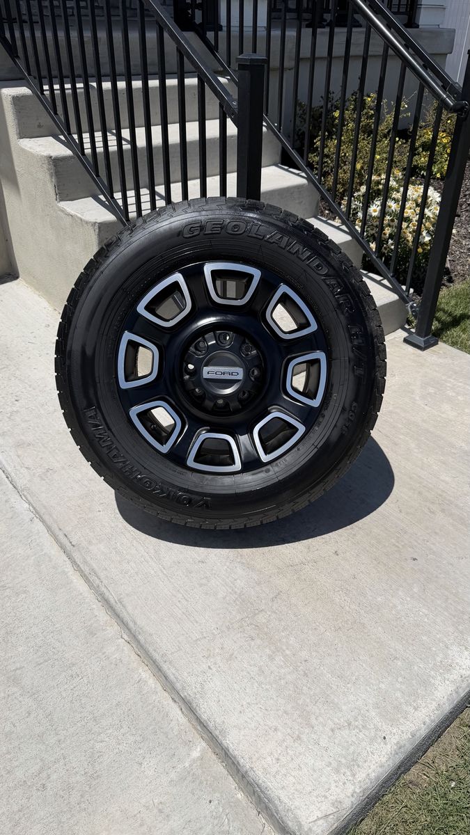 Ford F350 Platinum Rims and Tires 275/65R20 Yokohama Geolander