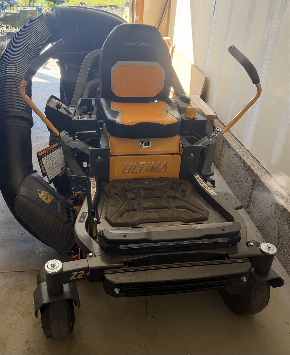zero turn riding lawn mower for rent
