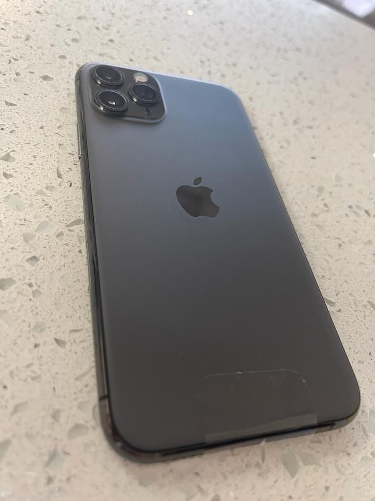 Iphone 11 PRO 256GB- Unlocked