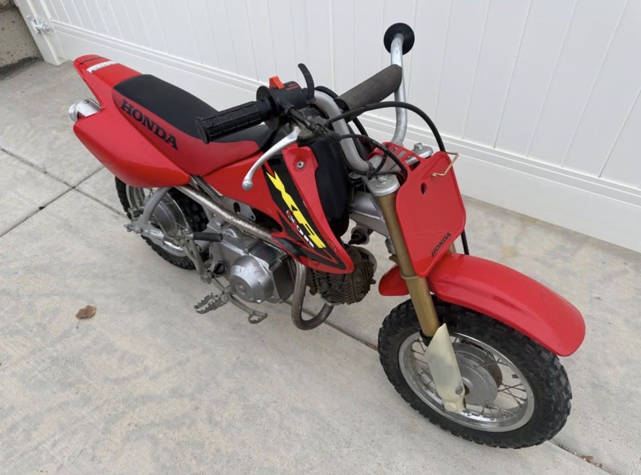 Main image 5