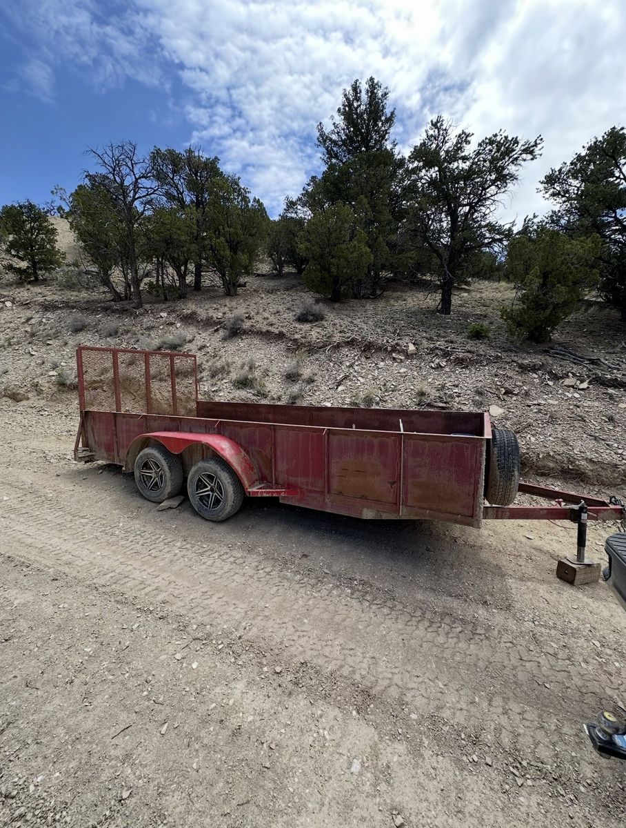 17' waste hauling Trailer