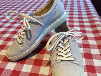 ECCO Women’s Designer Sneakers 7.5