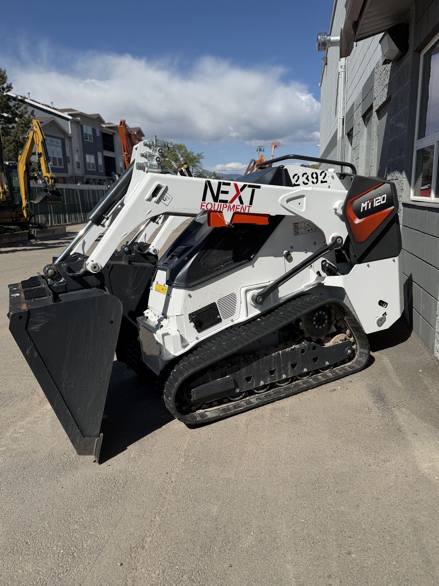 Mini Track Skids For Rent! *SEE DESCRIPTION FOR CURRENT PROMOTIONS*
