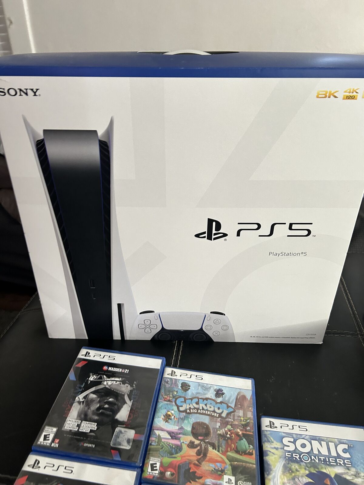 PS5. 6 games. 2 wireless controllers