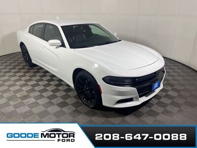 2015 DODGE CHARGER SXT