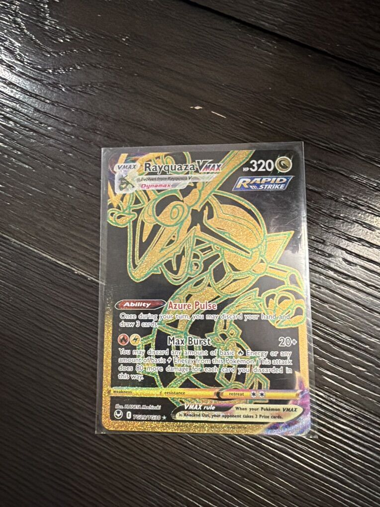Rayquaza VMAX (Secret)