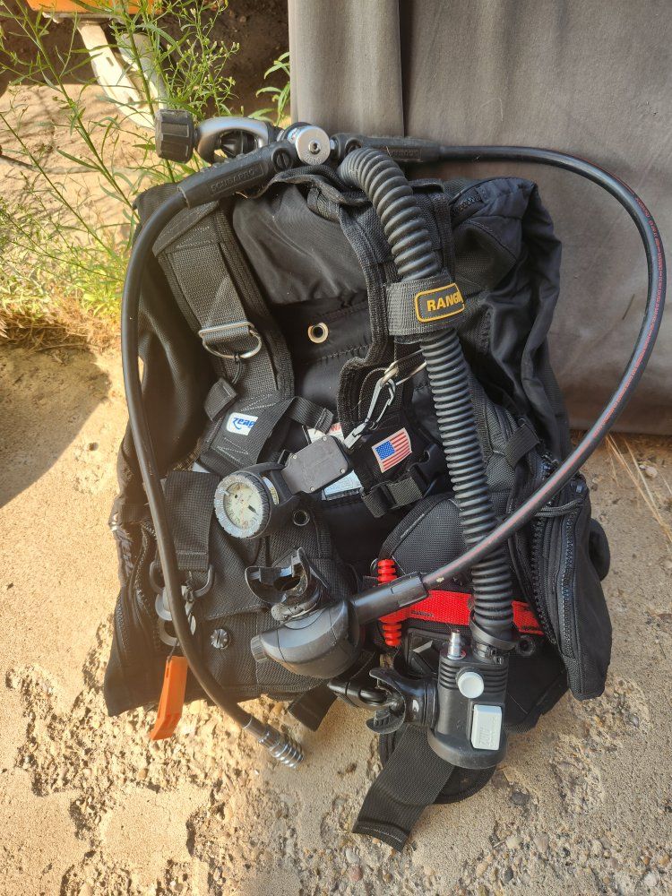 Zeagle Ranger Scuba BCD Package with Scubapro Regulator & Suunto Compass. plus more!
