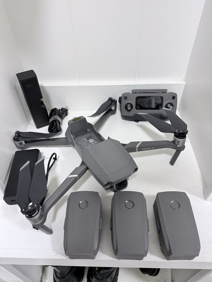 Main image 6