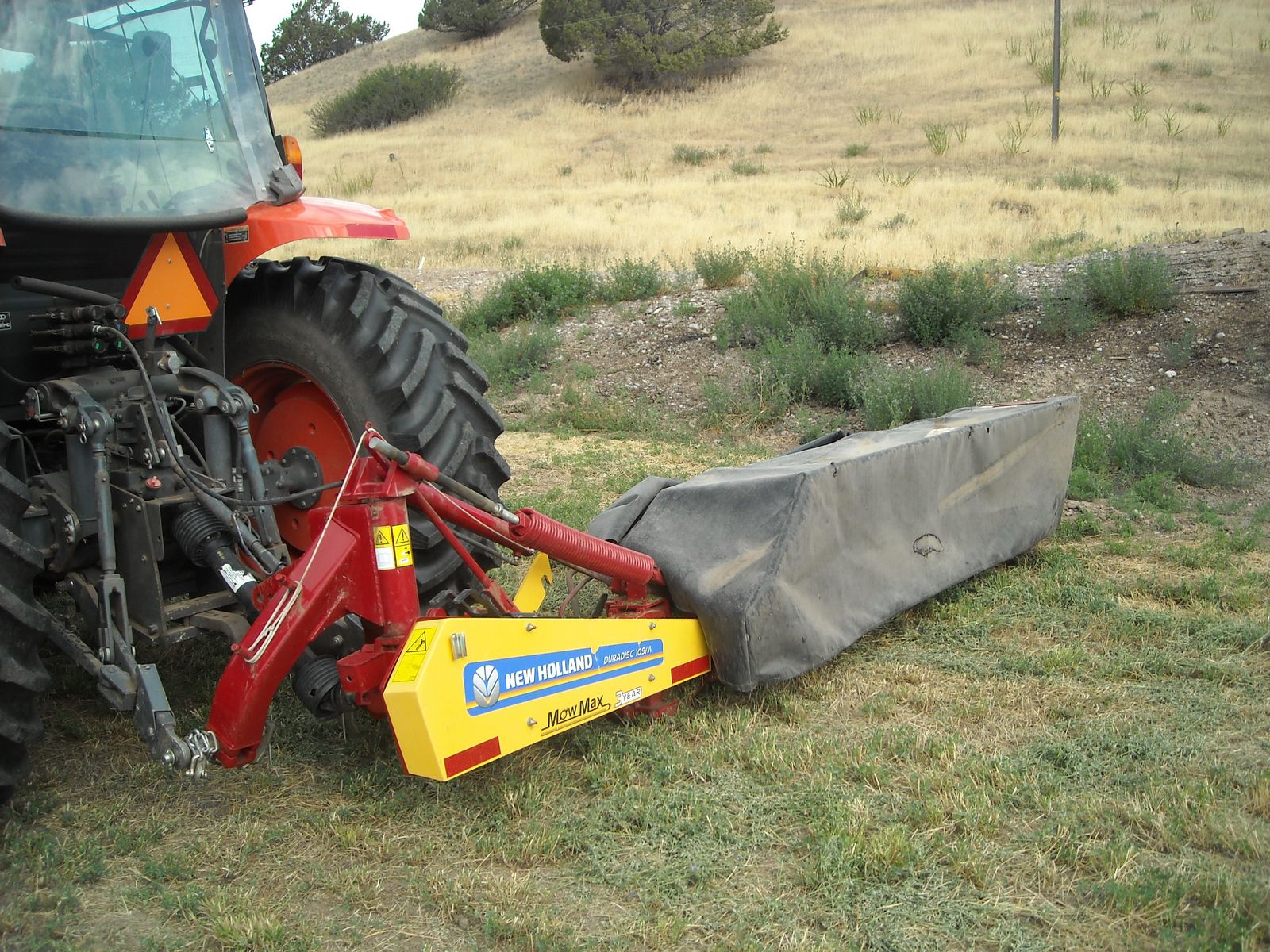 New Holland DuraDisc 109M Disc Mower