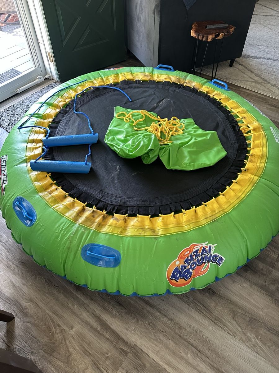 Banzai Aqua Bounce Inflatable Water Trampoline - Only Used Once!