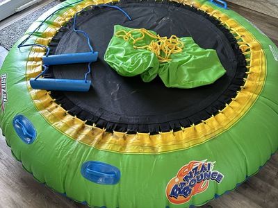Banzai Aqua Bounce Inflatable Water Trampoline - Only Used Once!