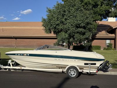 2000 Bayliner Capri 2050 21ft