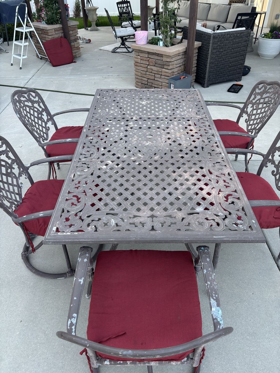 Outdoor Patio Table