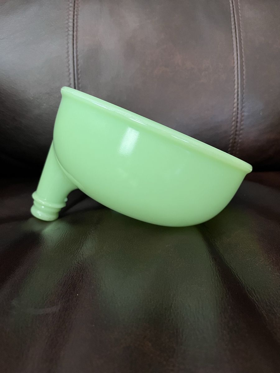 Mint Condition Green Jadite Juicer for the Mixmaster Mixer