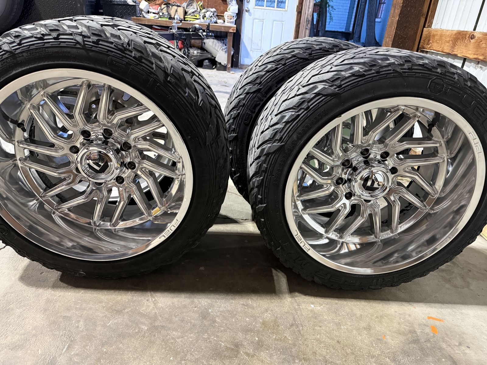 22x12 fuel wheels