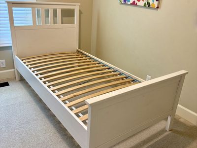 IKEA Hemnes twin bed