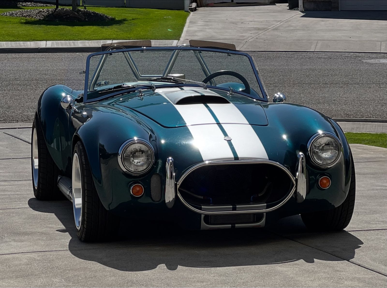 1965 AC Cobra Replica 