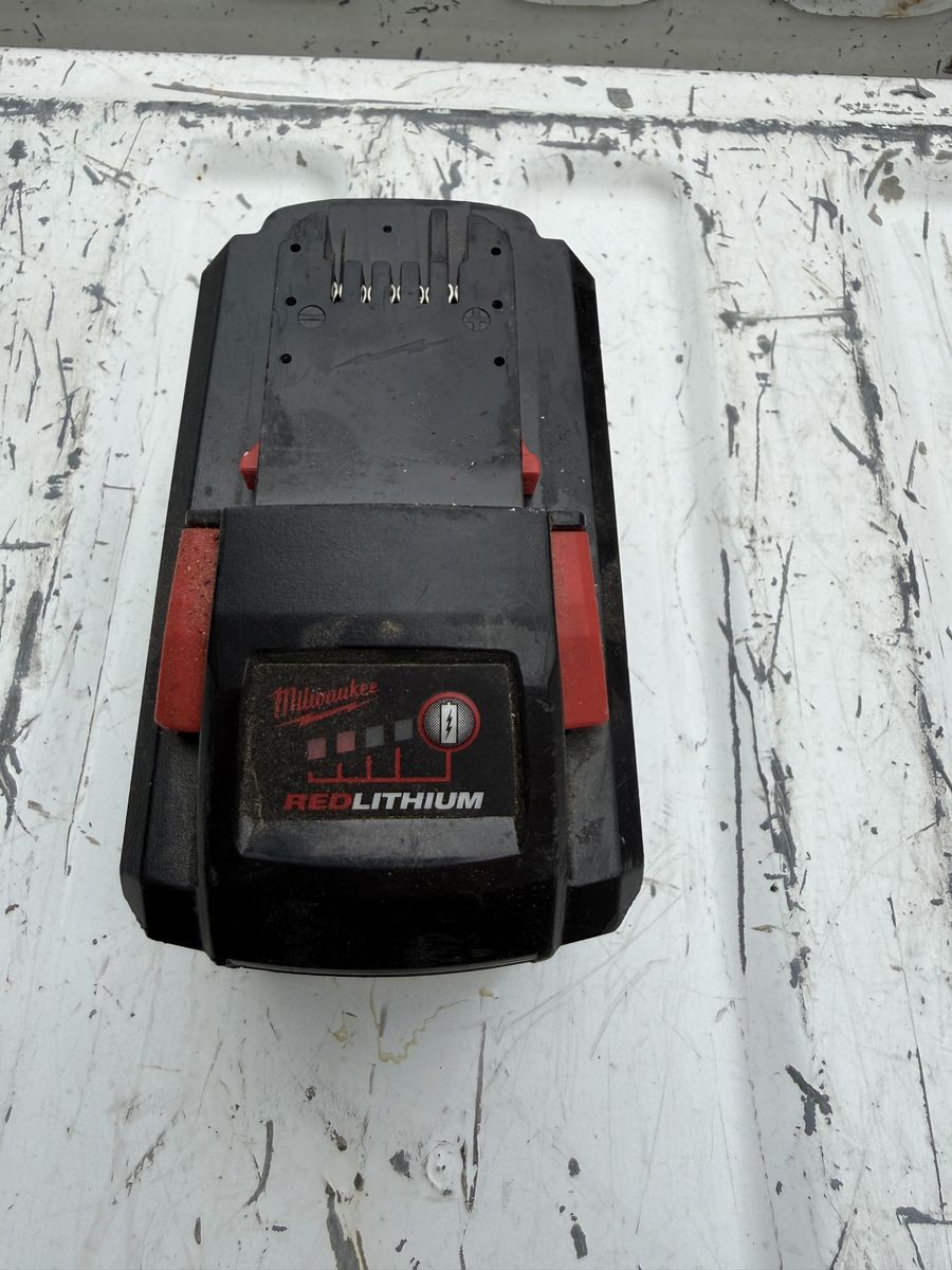 Milwaukee M18 12.0ah battery
