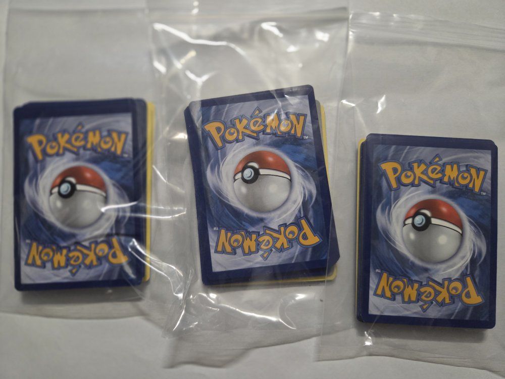 25 random rare Pokemon cards