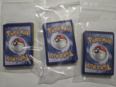 25 random rare Pokemon cards