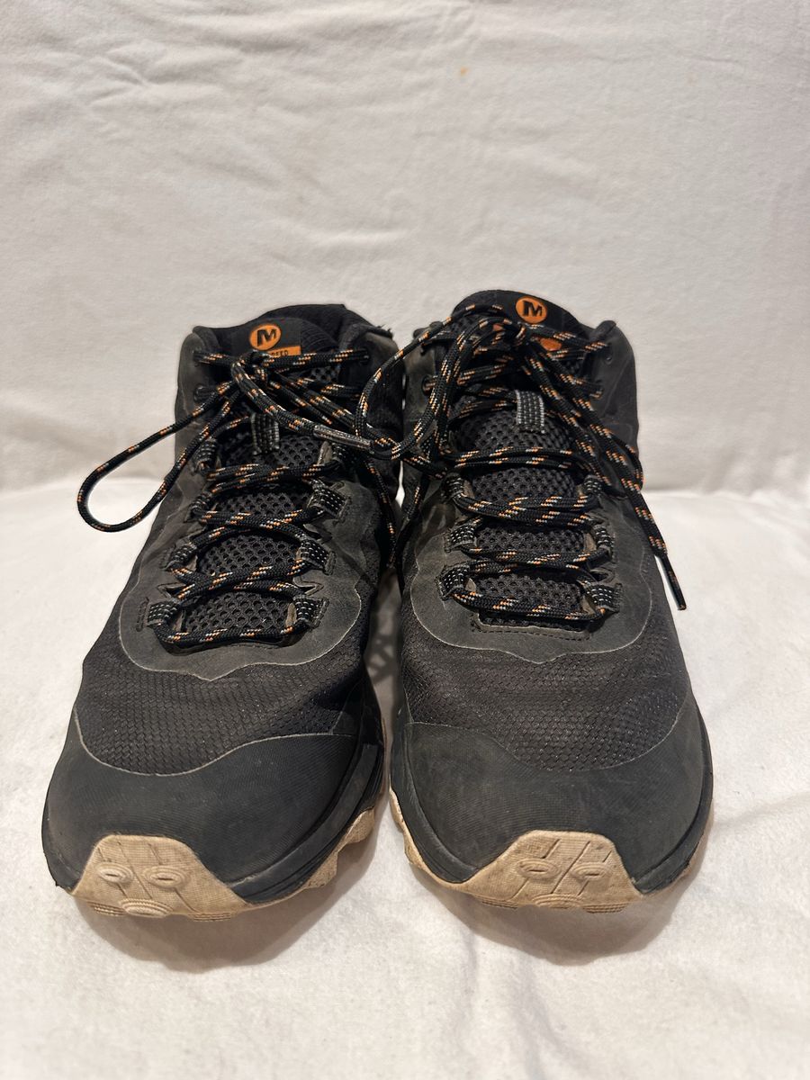 Merrell men’s size 8.5 or EU 42 black Moab speed Gore-Tex hiking boots