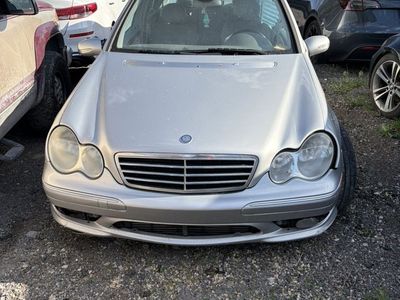 Parting Out 2005 Mercedes C230