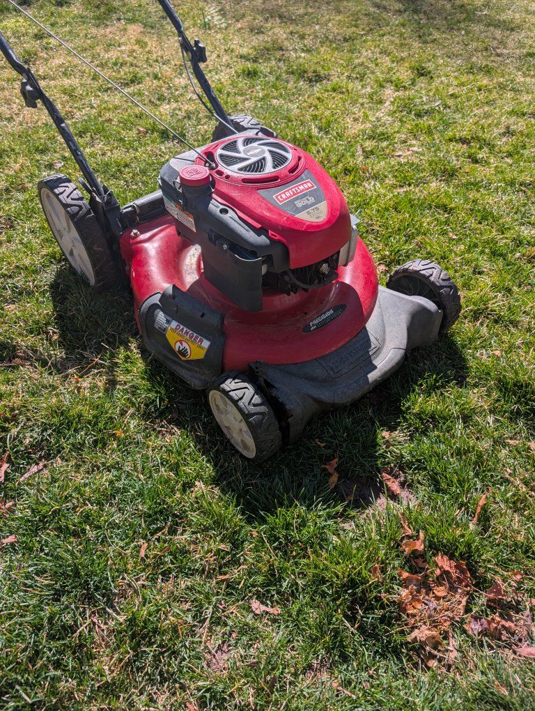 Craftsman EZ Pull Briggs&Stratton 6.75 lawn mower