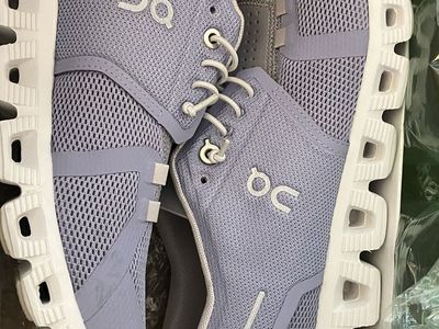 On Cloud nimbus lilac Women's Size 8 US / EU 39 Purple