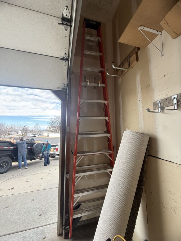 Werner 12 ft. Fiberglass Step Ladder 300 lb. Load