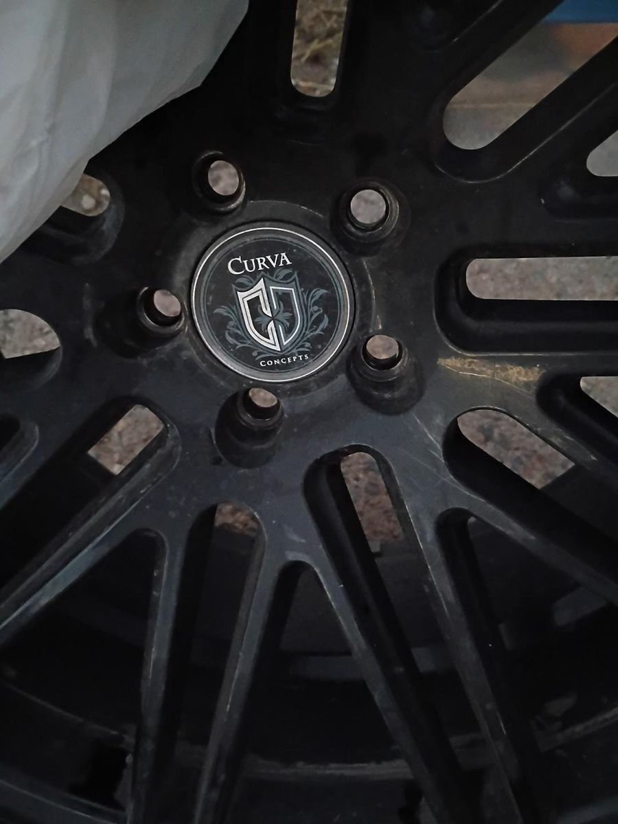 Curva Concepts rims and tires