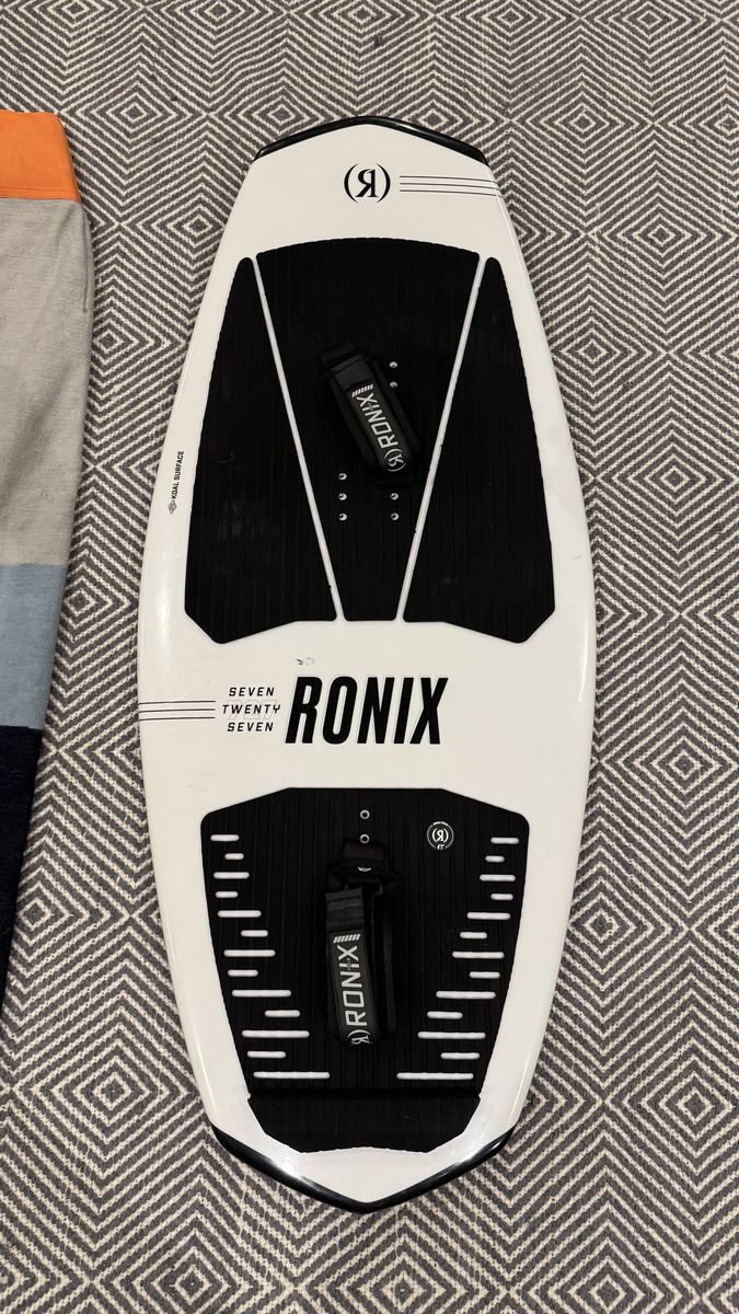 Ronix Wakefoil board. 727 model. 2023.