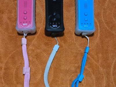 Nintendo Wii Motionplus controllers $30 each! trades considered!