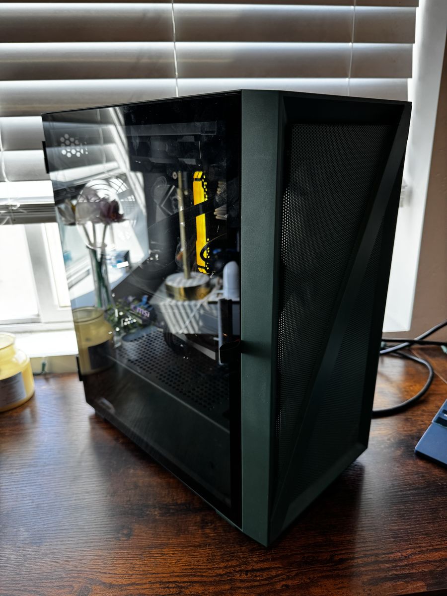 Gaming Desktop (5600x, 32gb, rx6600xt, 1tb ssd)