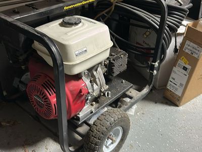 Honda GX340 11.0 HP Heavy-Duty Construction Pressure Washer