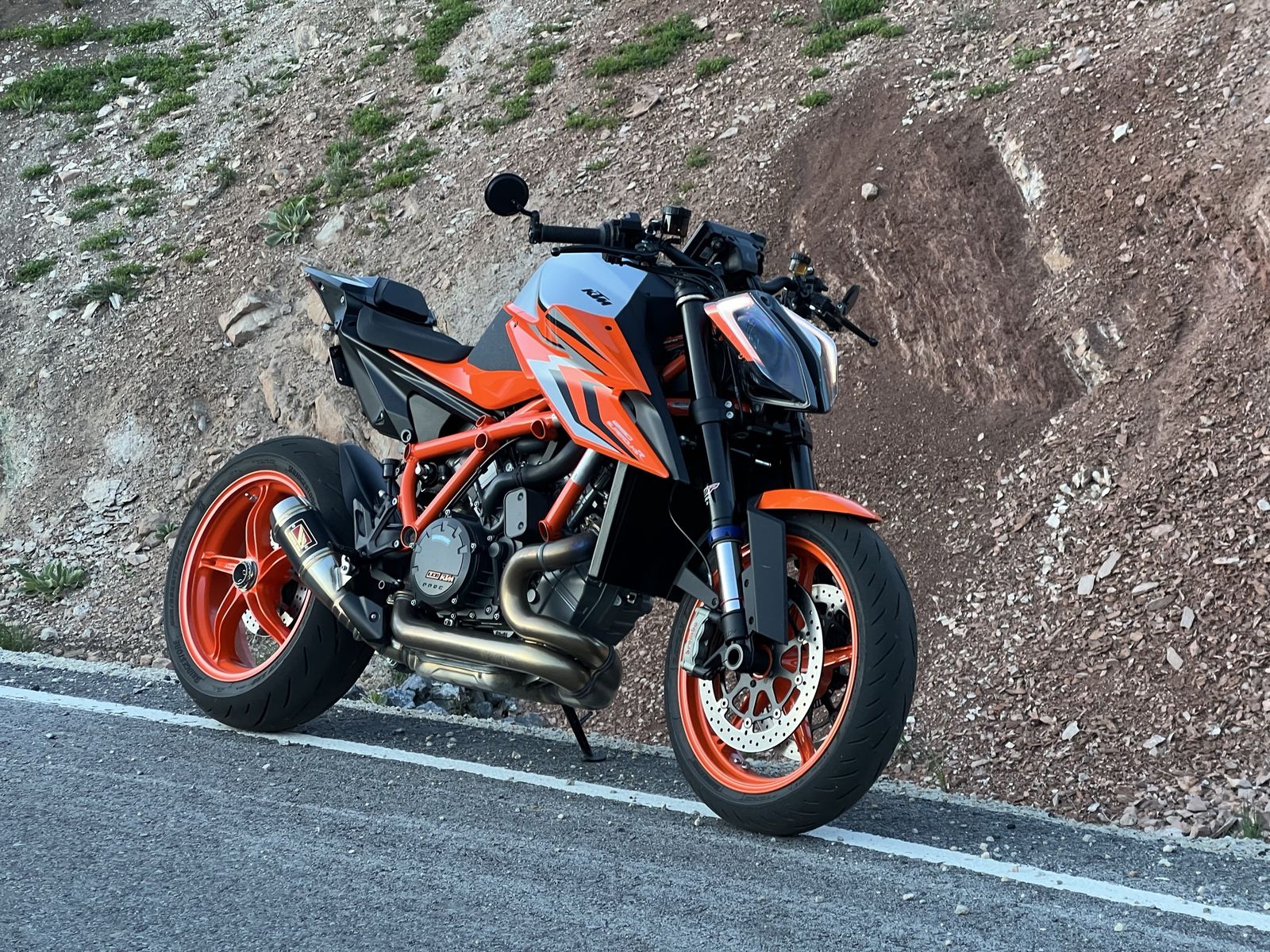 KTM 1290 Super Duke R Evo