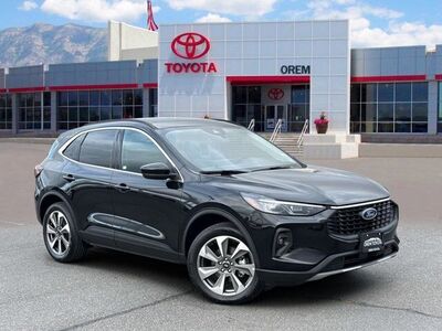 2025 Ford Escape Platinum