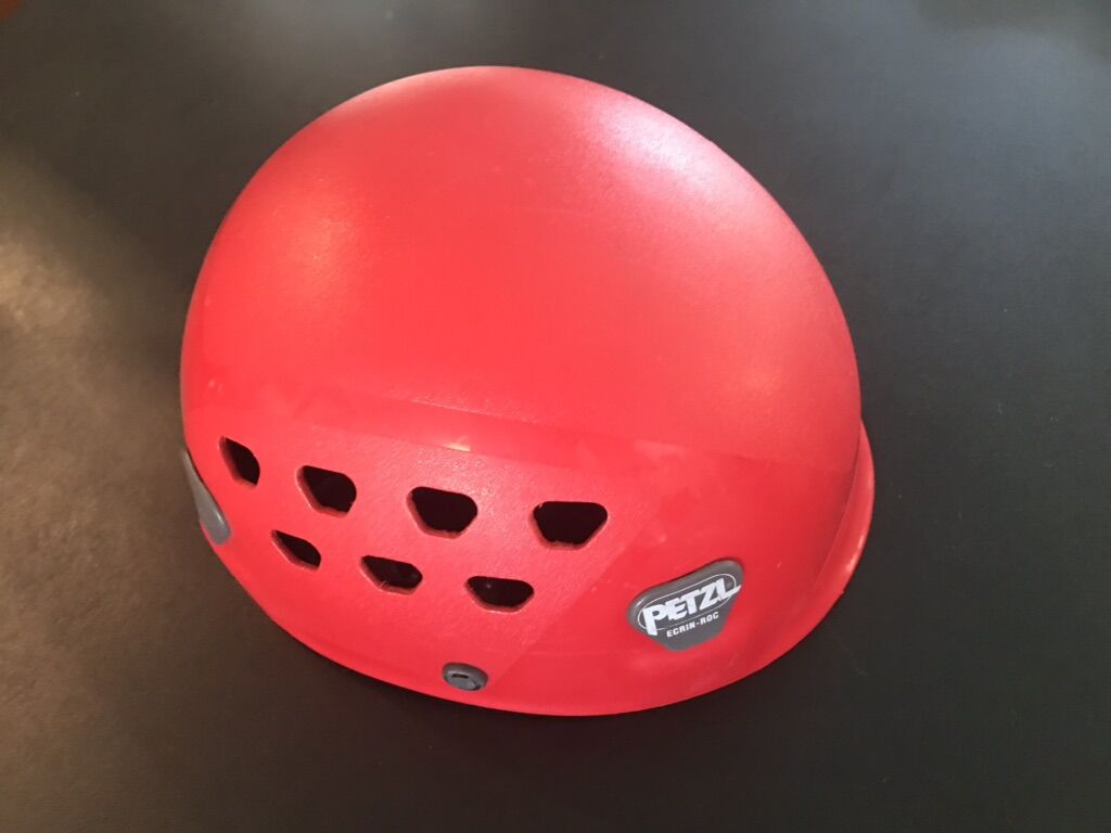 Petzl Ecrin Roc Climbing Helmet 53-63 cm Red