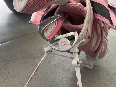 Small girls gold set