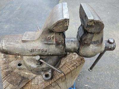 Wilton vise (vice) C1