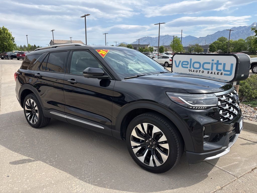 2025 Ford Explorer Platinum