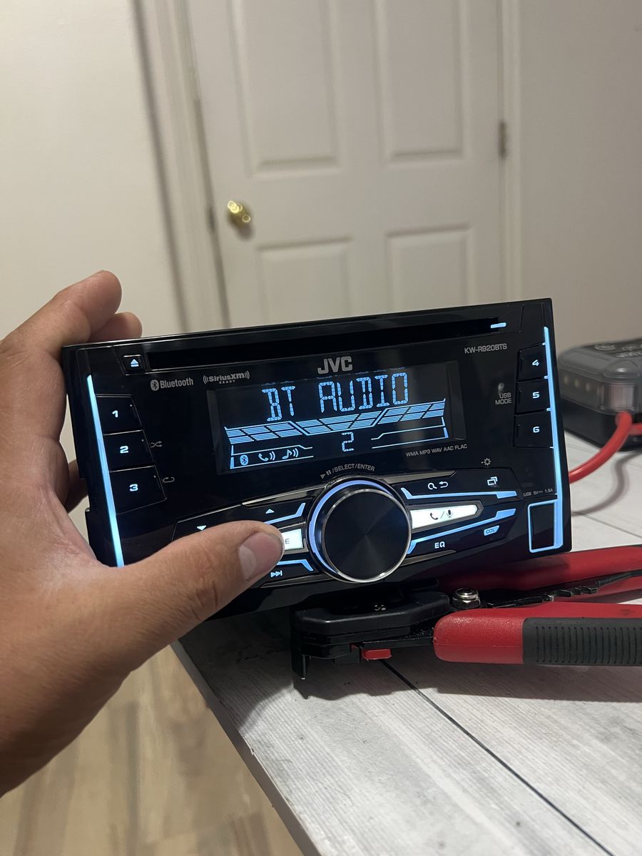 JVC Stereo BLUETOOTH FM USB aux