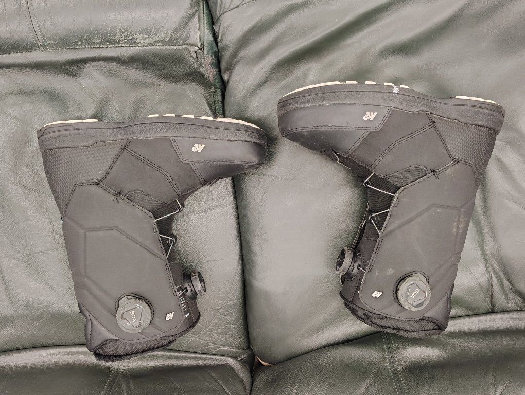 K2 Men's Snowboard Boots - Black with BOA Lacing System and Endo Construction size 7 men's.
