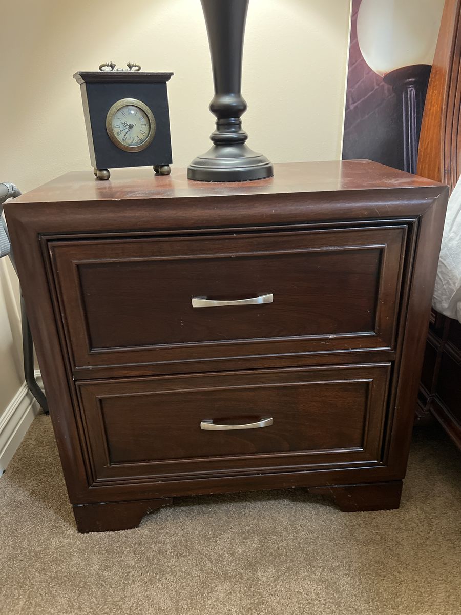 Main image 3