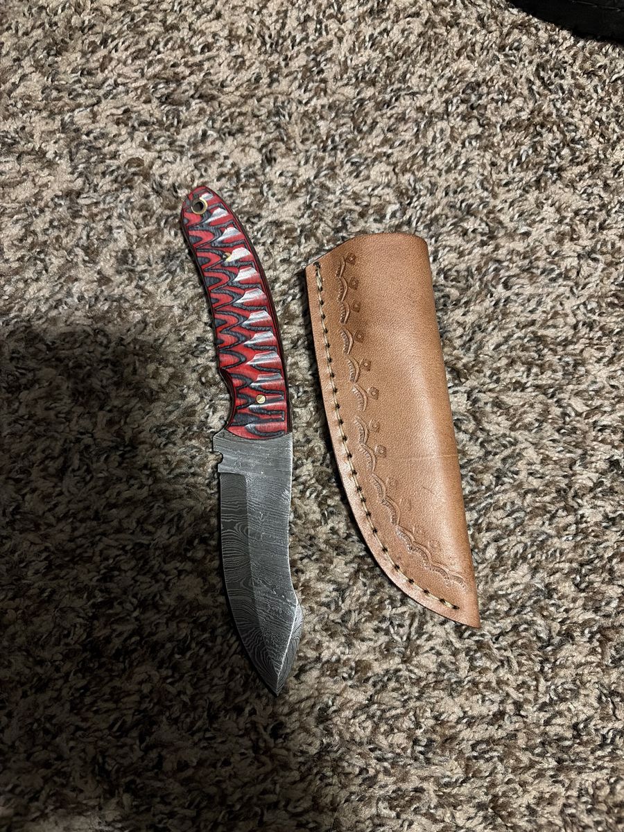 Damascus Steel Hunting Knife w/ Red Handle & Leather Sheath - Used Condition