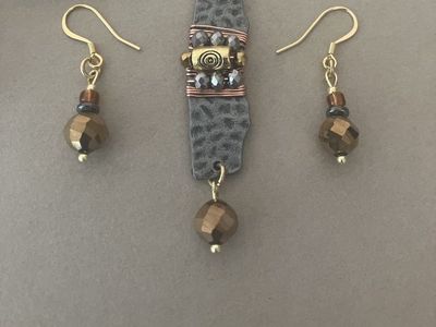 Unique Mixed Metal Pendant Necklace and Matching Dangle Earrings