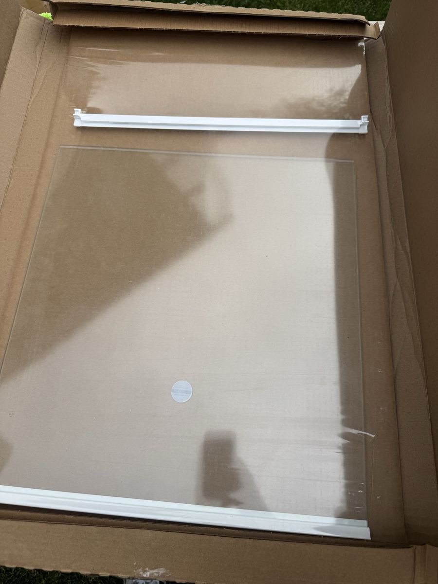 Frigidaire fridge glass shelf replacement