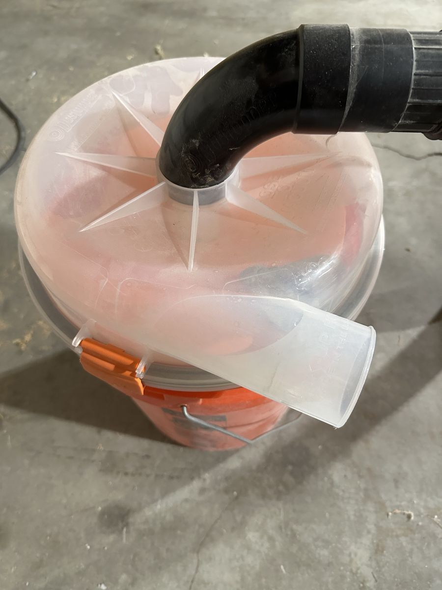 Dust Stopper Pro Separator Lid for 5-Gallon Bucket - Filters Debris
