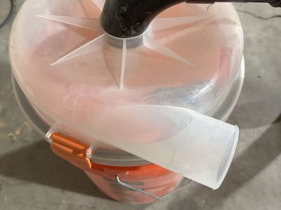 Dust Stopper Pro Separator Lid for 5-Gallon Bucket - Filters Debris