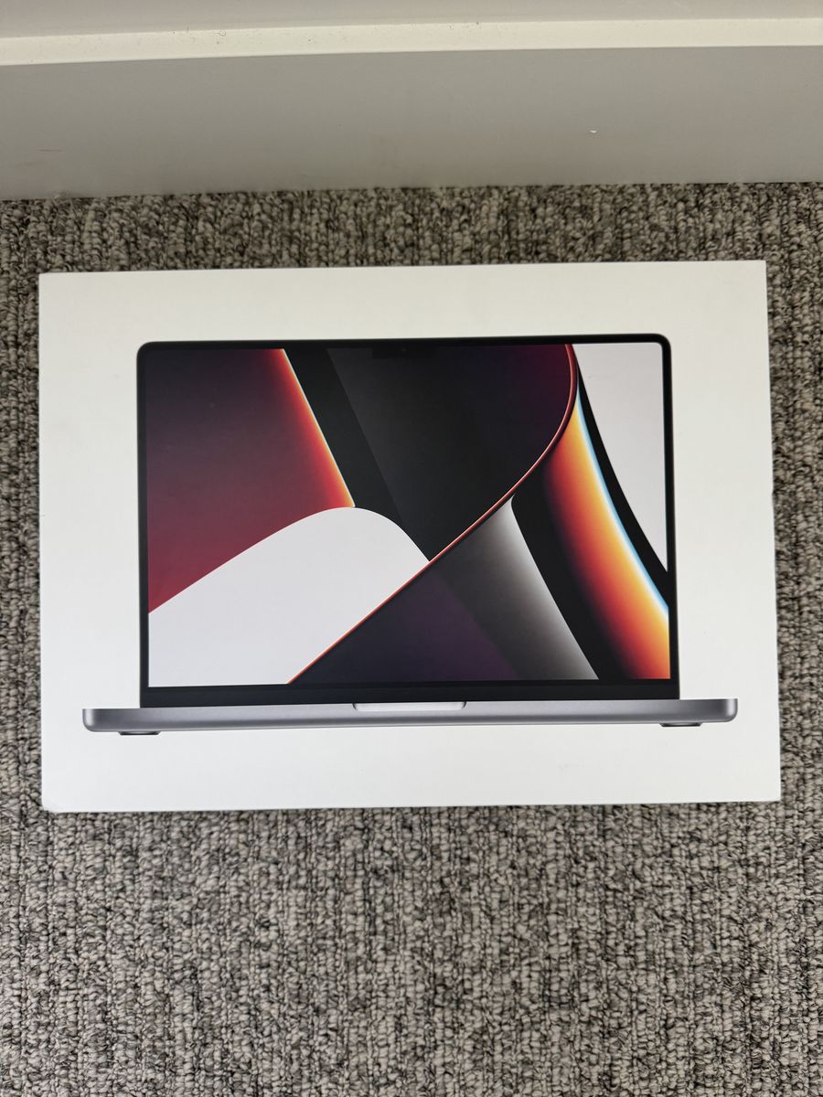Apple MacBook Pro M2 Max 32GB RAM 14”